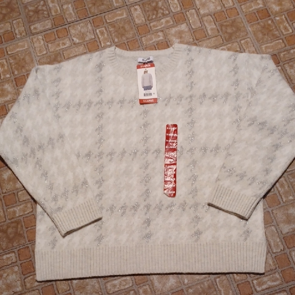 525 America Cream and Gray Crewneck Sweater Size Xlarge